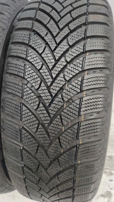 Opony Zimowe 195/55/15 Semperit 2szt 8mm 2022r Jak Nowe