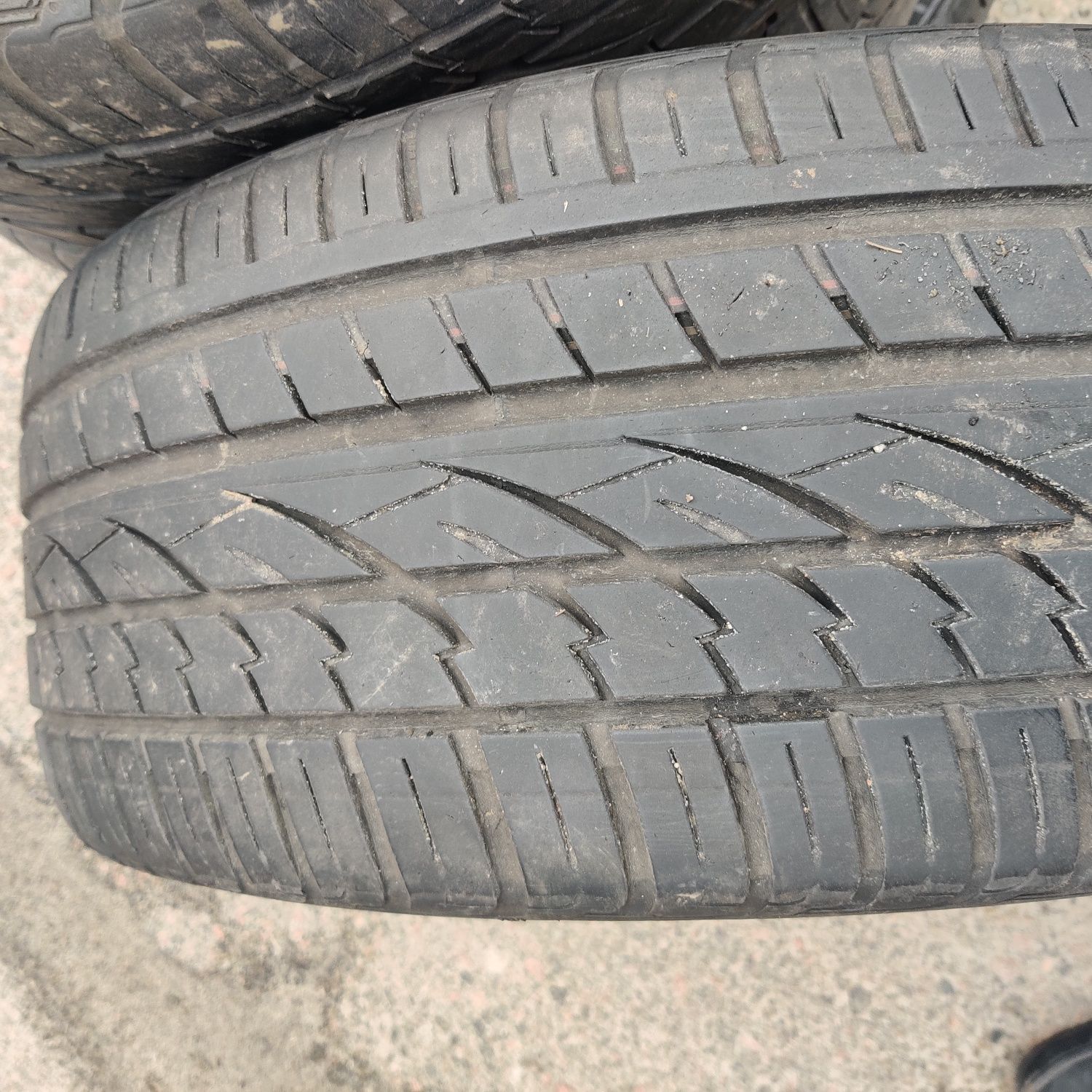Continental cross contact 255 50 R19 102w