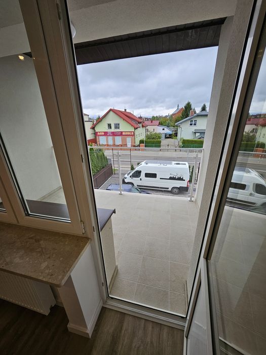 Pomieszczenie biurowe lub usługi. I piętro Graniczna 55. Parking