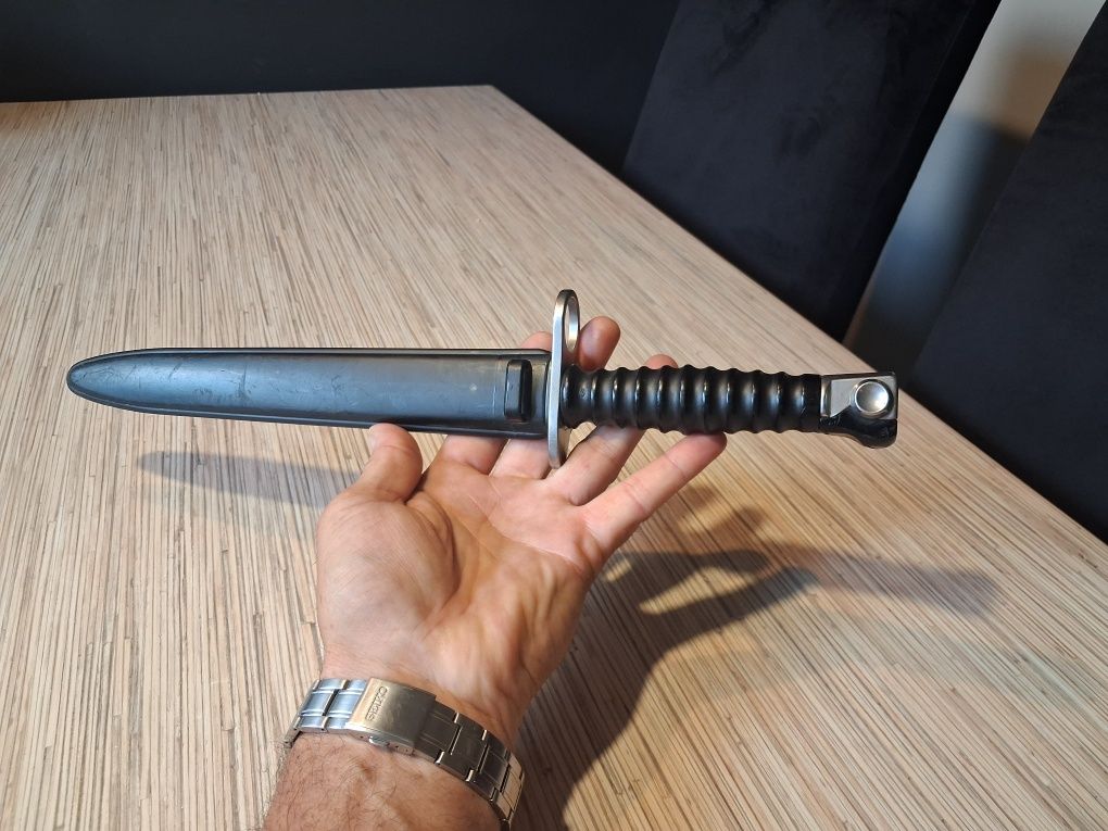 Oryginał Bagnet sztyletowy M57 SG510 armia szwajcarska