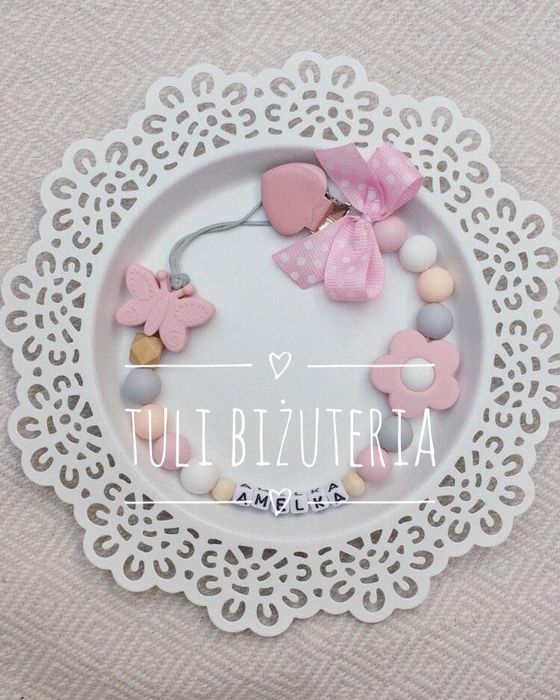 Zawieszka do smoczka z imieniem dziecka
