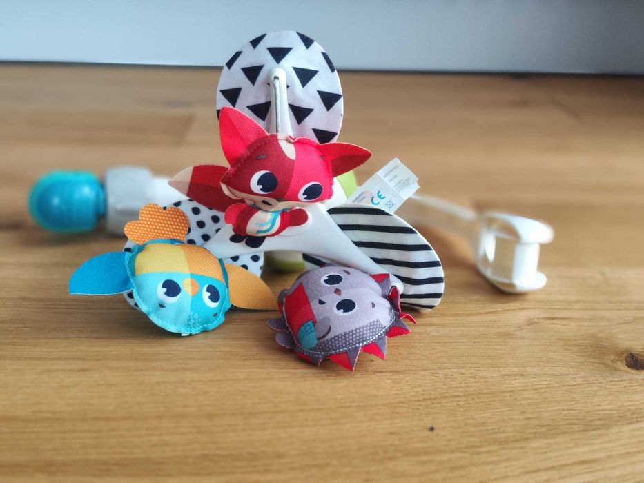 Muzyczna karuzela podróżna firmy Tiny Love