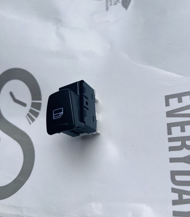 Кнопка стеклоподъемника mercedes smart forfour 454