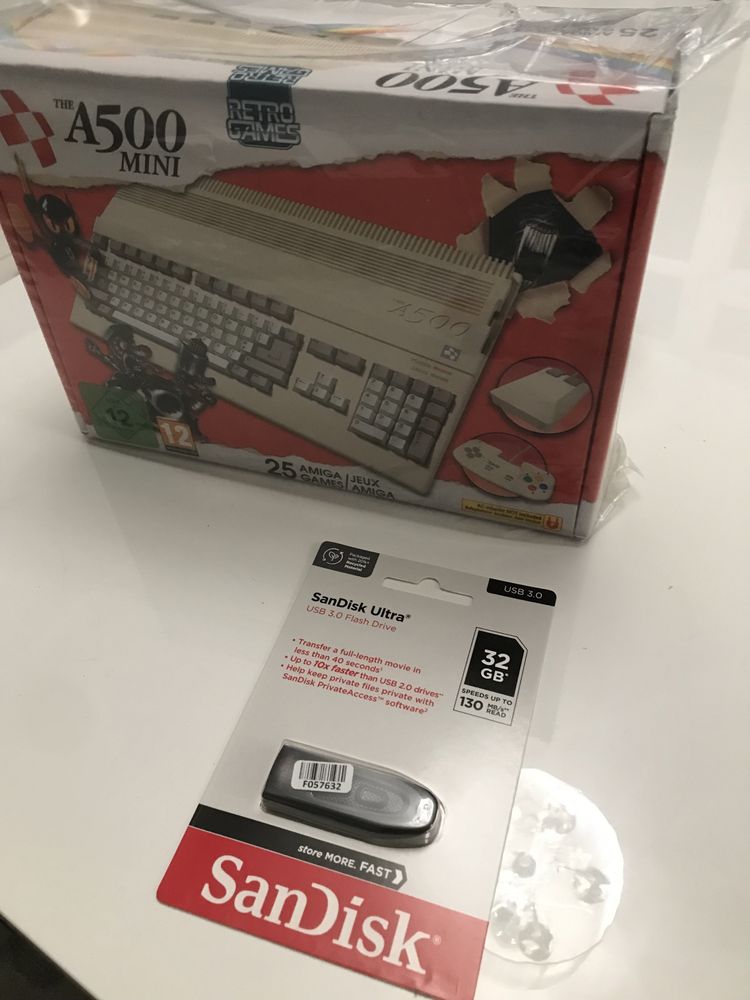 Amiga 500 mini + najlepsze gry