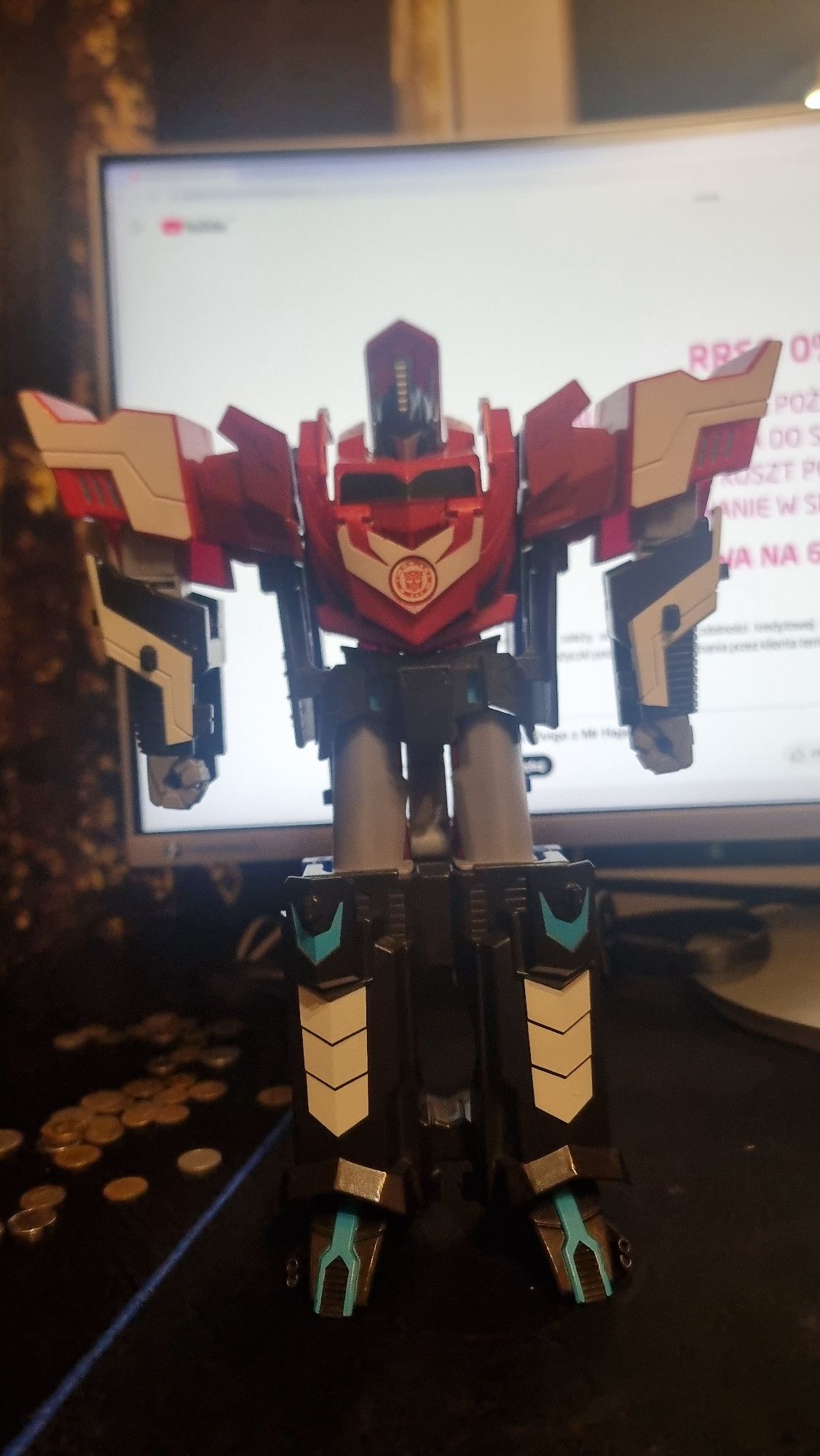 Optimus prime z transformers robots in disguise