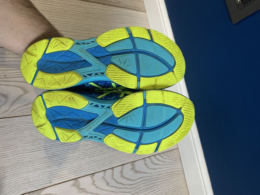 ASICS Gel-Noosa Tri 11  Розмір 40