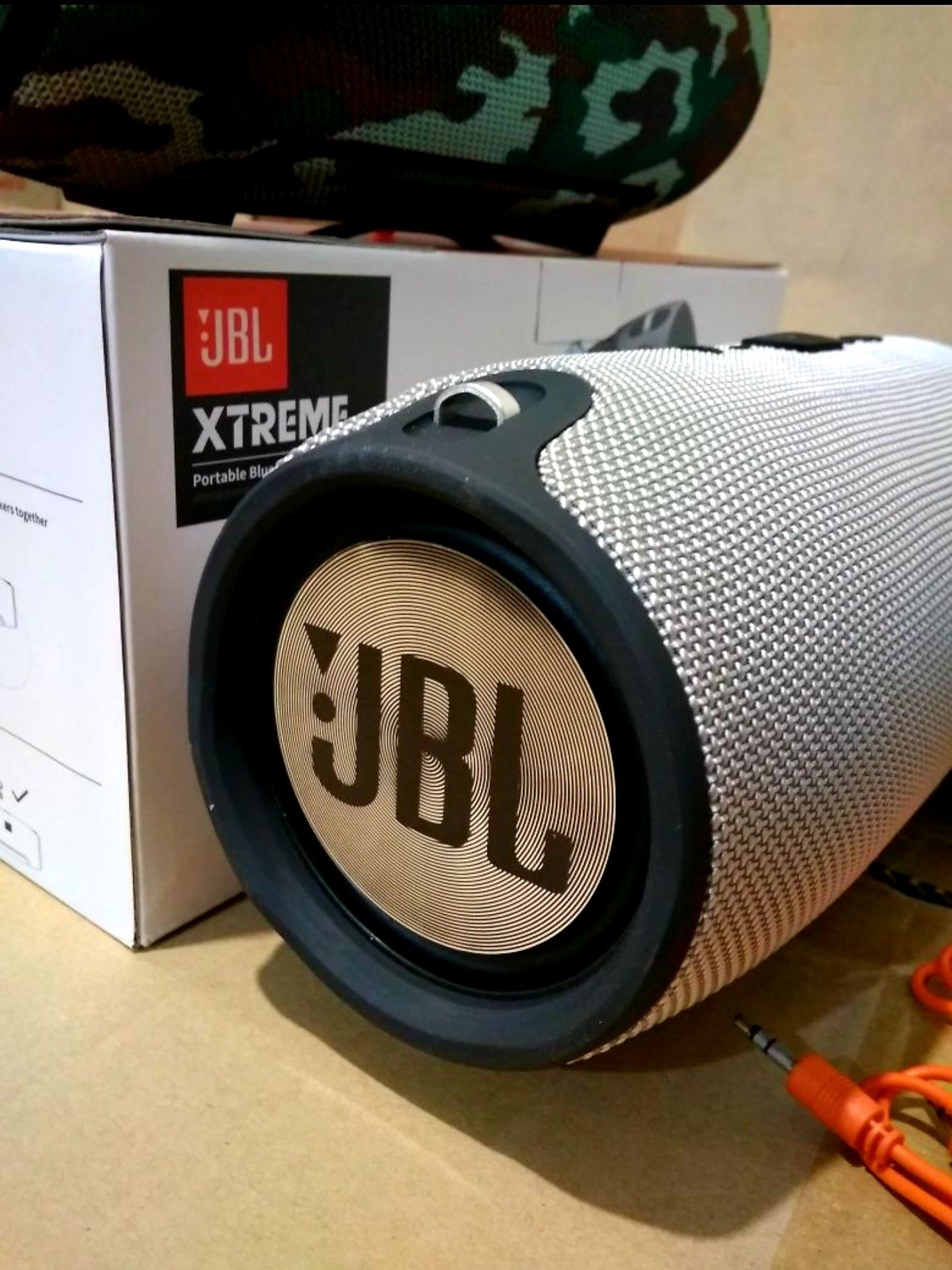 Колонка JBL XTREME Bluetooth 22 см середня з ремішком