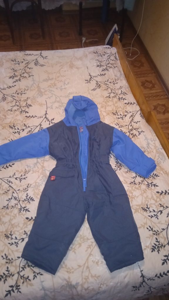 Комбінезон зима на хлопчика.