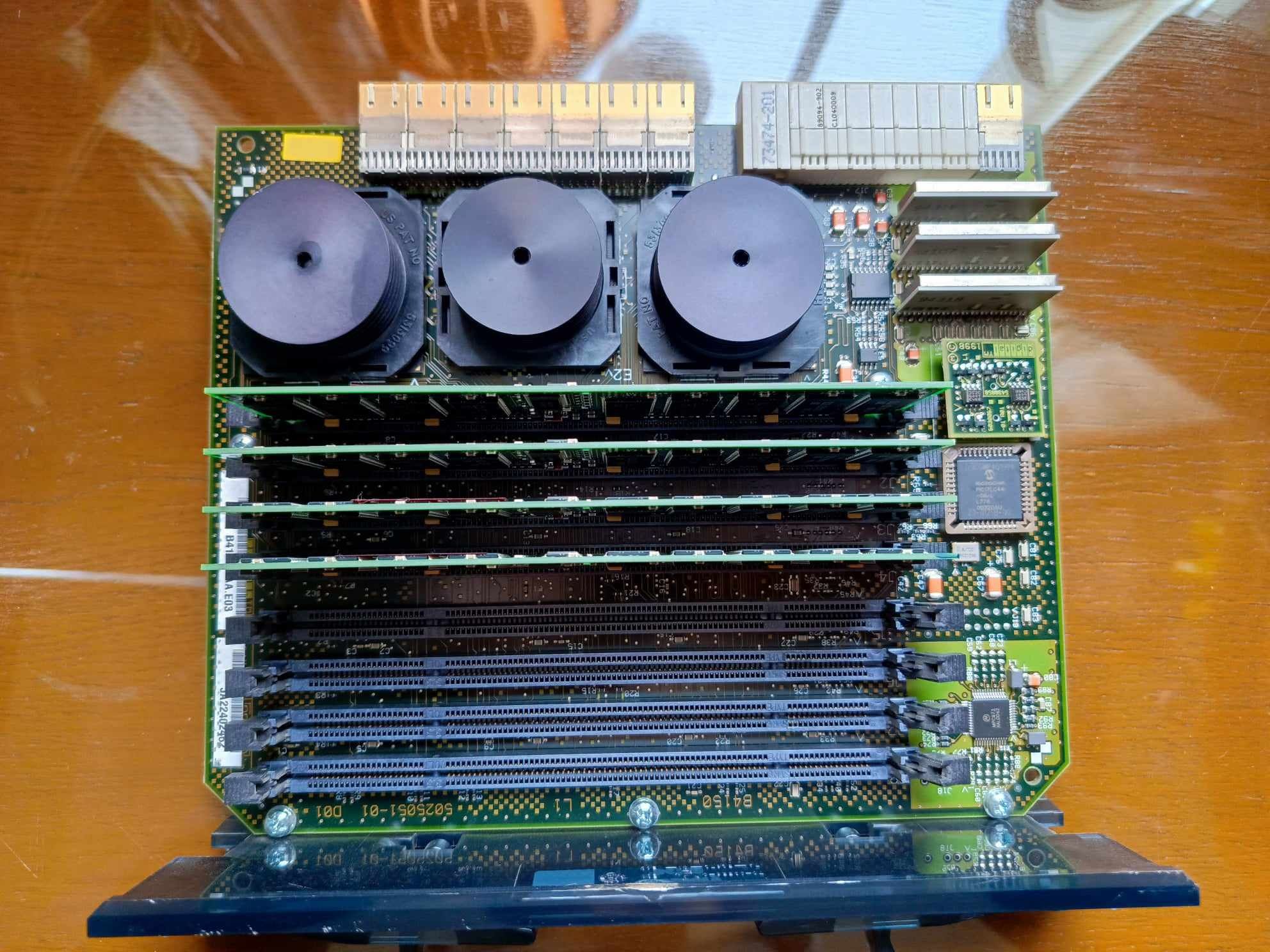 Pamięć z serwera Memory B4150