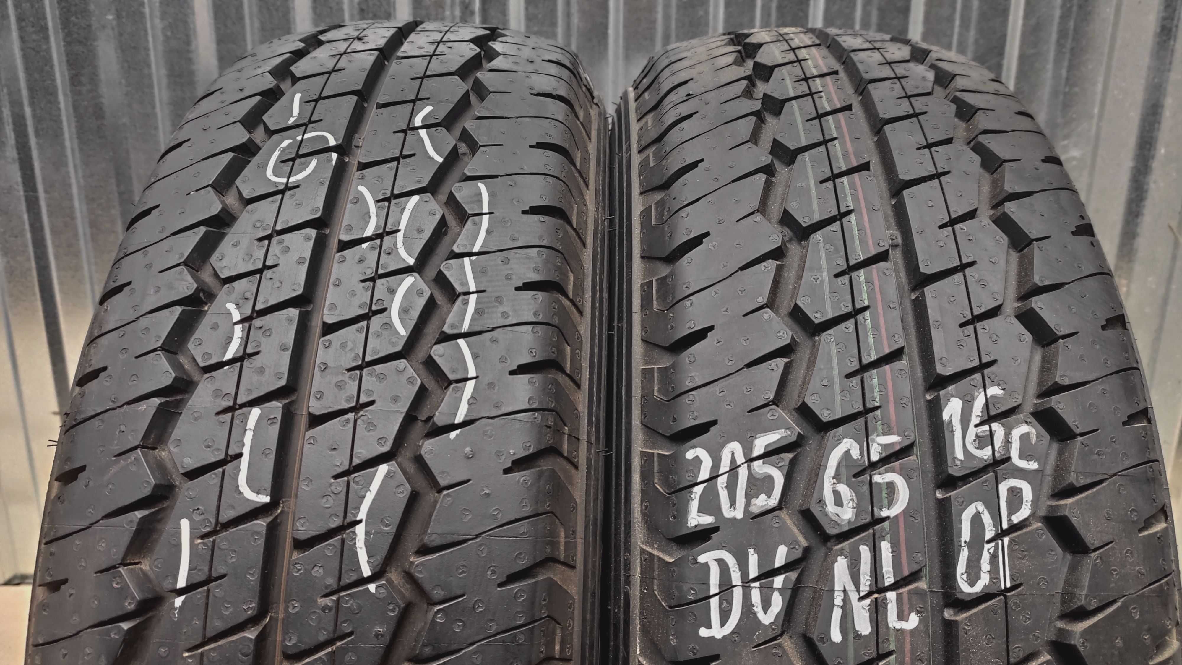 Шини 205/65R16C Continental Vanco - 8. с