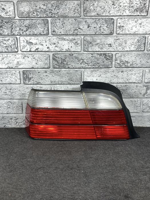Задній лівий стоп BMW E36 Coupe Код:962