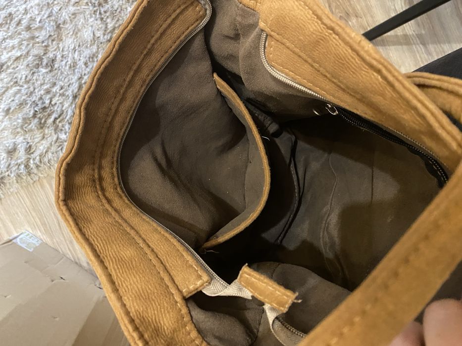 Brązowa torebka na ramie