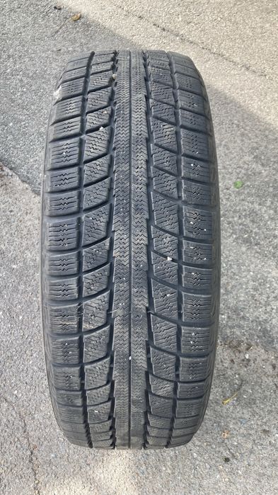 Продам зимову гуму 5 шт. 225х65 r17