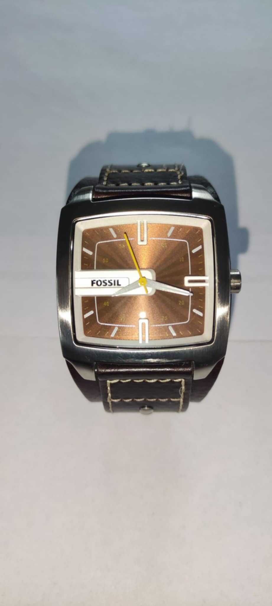 Zegarek Fossil Casual Analog model JR9990
