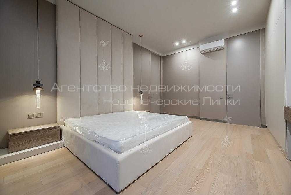 Продаж будинку за бассейном 250 км м Козин Конча-Заспа