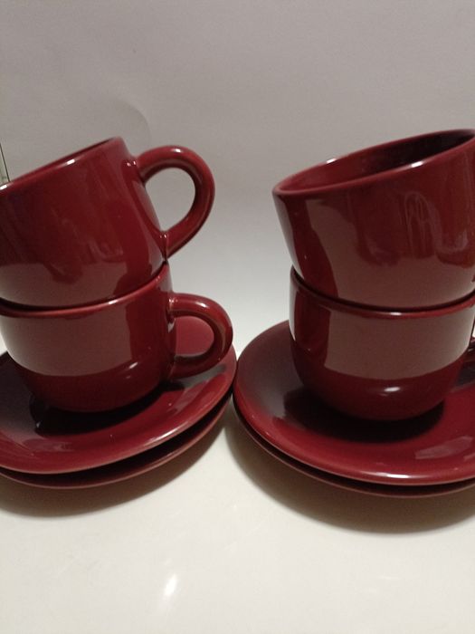 Filiżanki z  talerzykiem