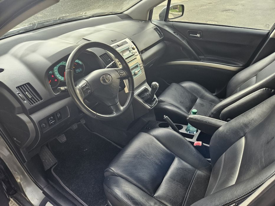 Toyota Corolla verso  7 os. Skóra  , SUPER AUTO