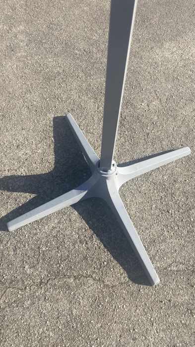 Holofote com suporte extensivel