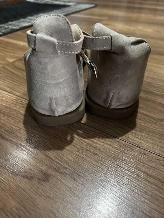 Босоніжки замш натуральні