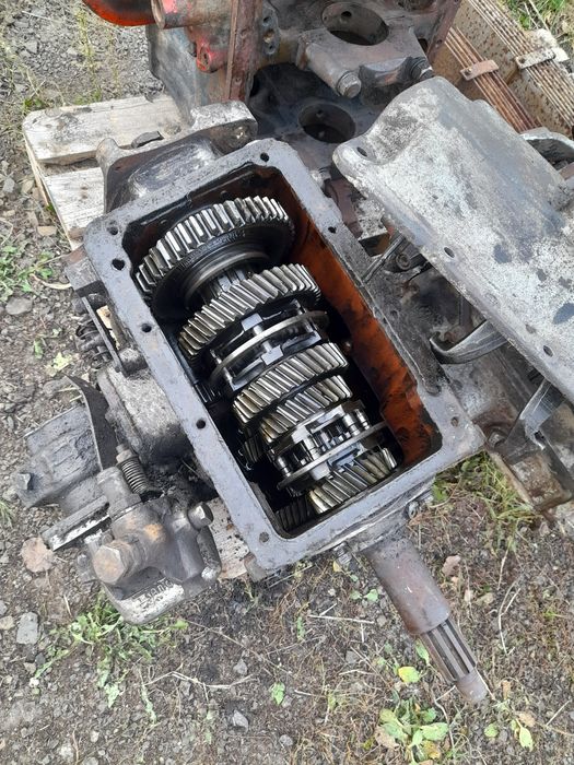Коробка КПП ЗІЛ-130 131 + ком + НШ + клапан