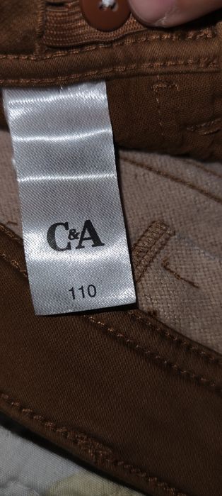 Vendo calças de ganga de criança da C&A