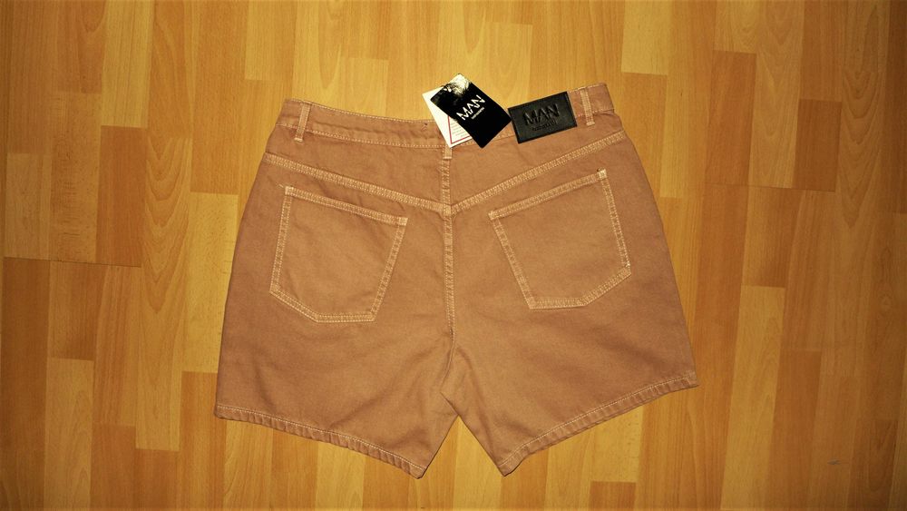 Boohoo - bawełniane spodenki 46