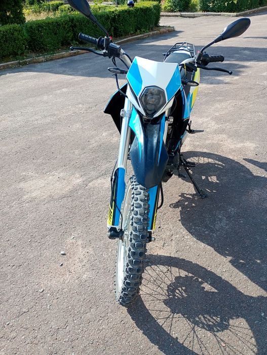 Продам  Lifan kpx250