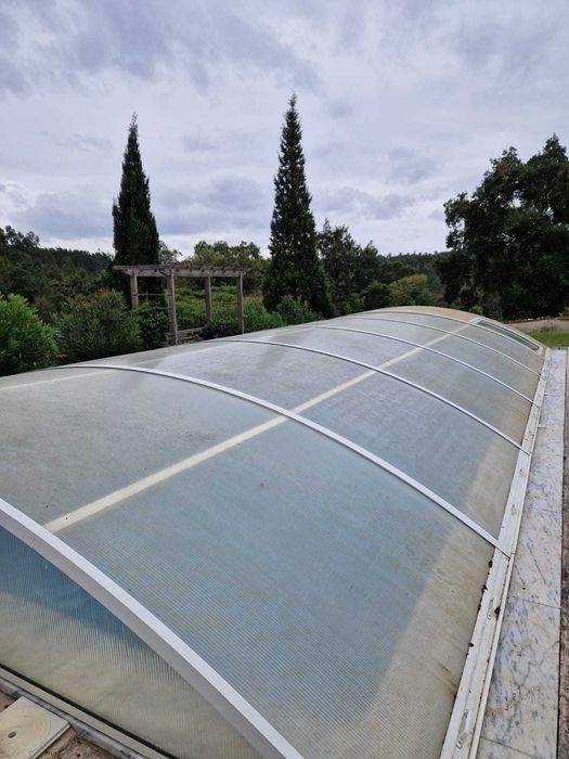 Cobertura para piscina 10m × 5m