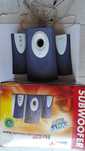 Sistema som PC 2..1 da Genius 320W P.M.P.O.