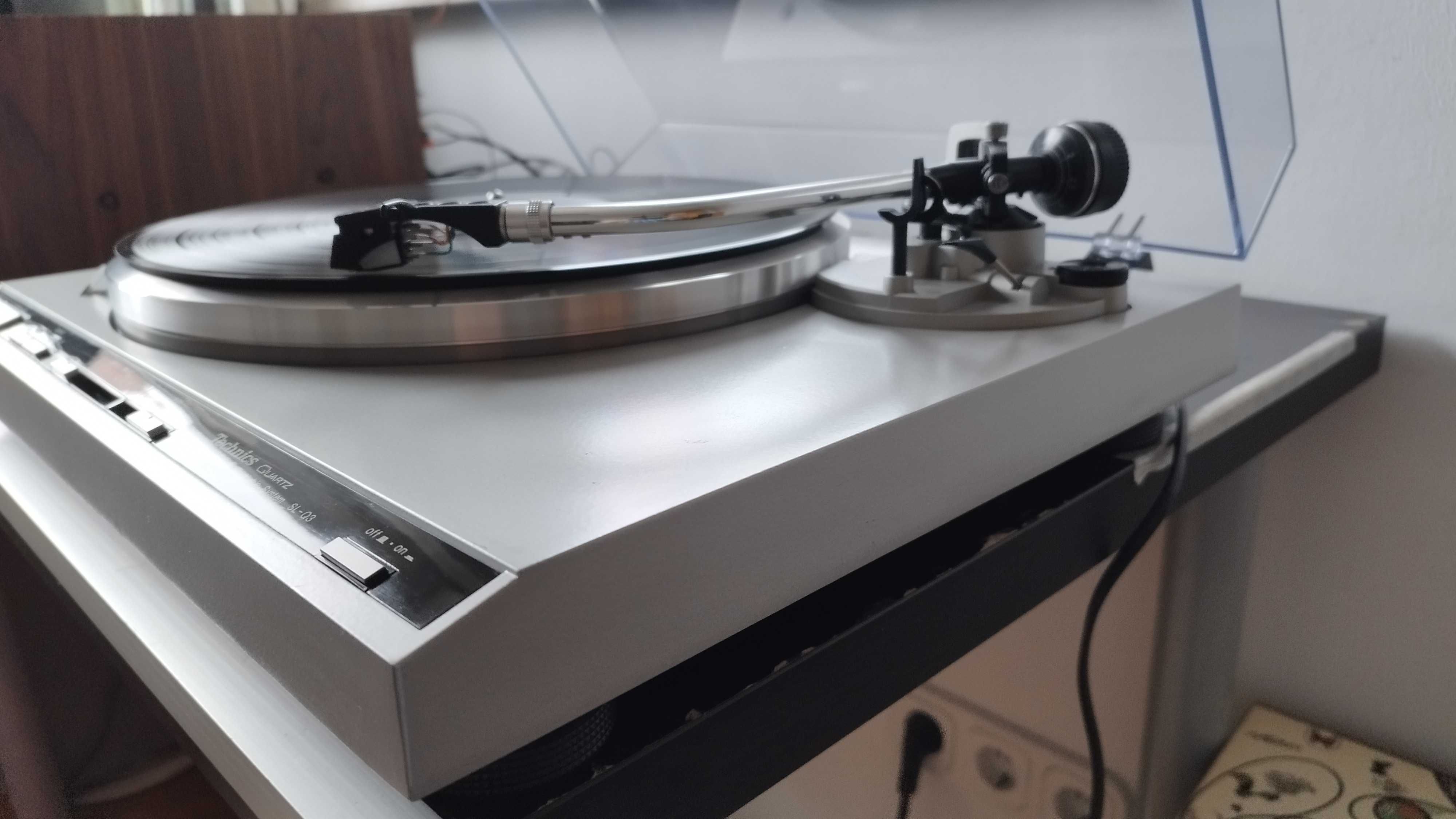 Gramofon Technics SL-Q3