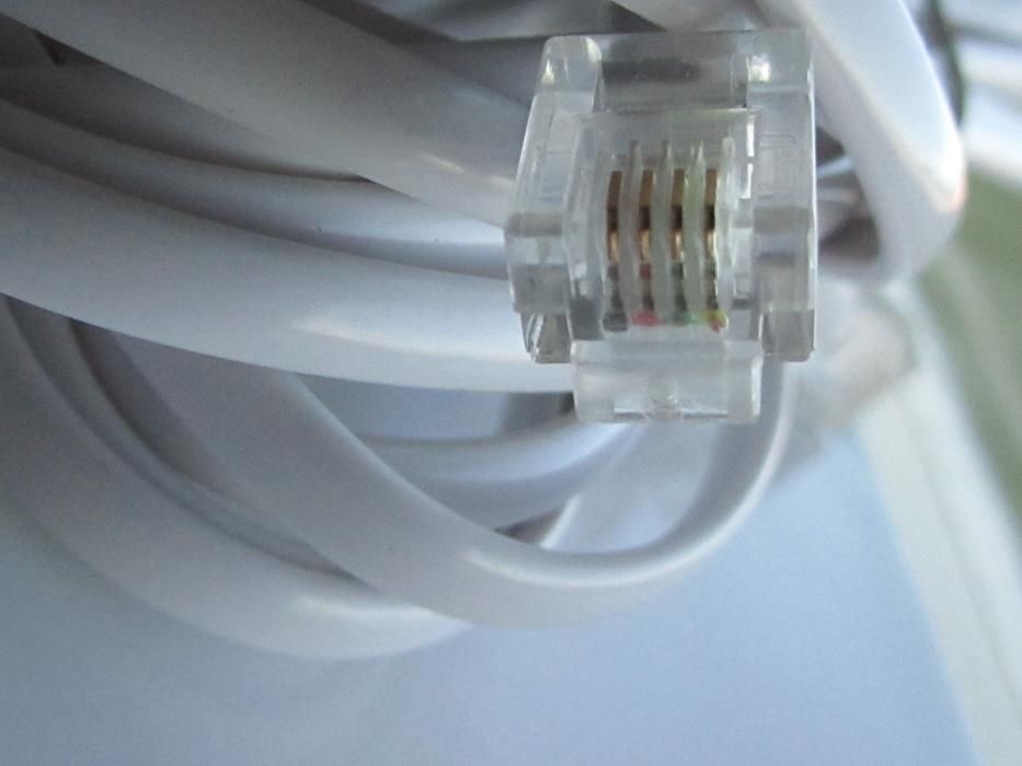 Kabel telefoniczny połączeniowy 4 żyłowy 6P4c (RJ11) 7m z PRL-u