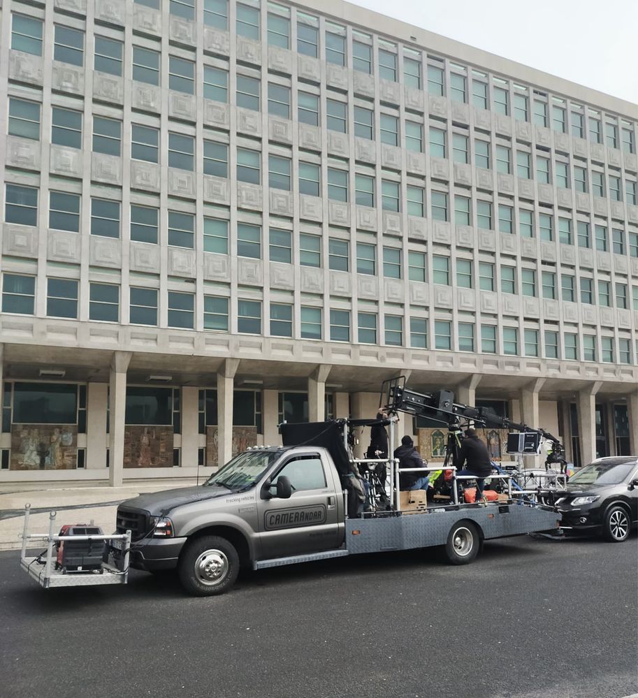 Ford F350 super duty pode ser usado com transporte de carros .