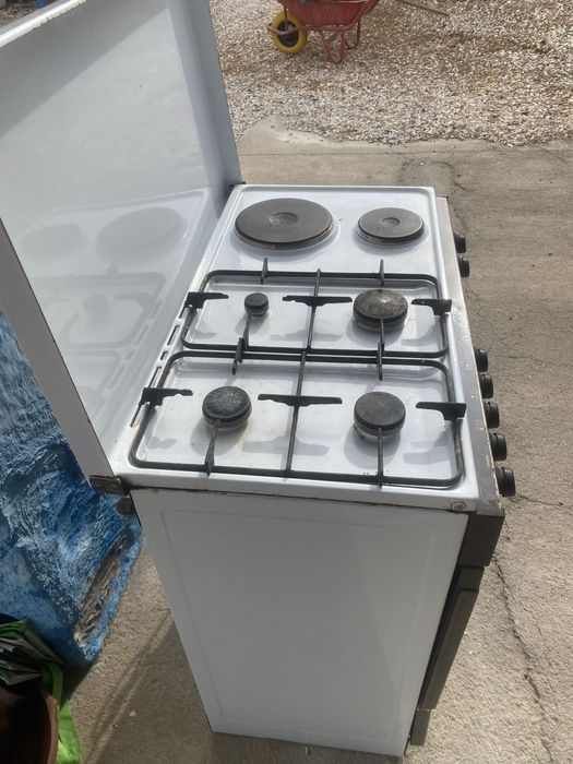 Fogao a gás em bom estado