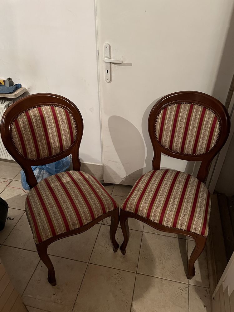 Dwa krzesła do jadalni, salon. Vintage.