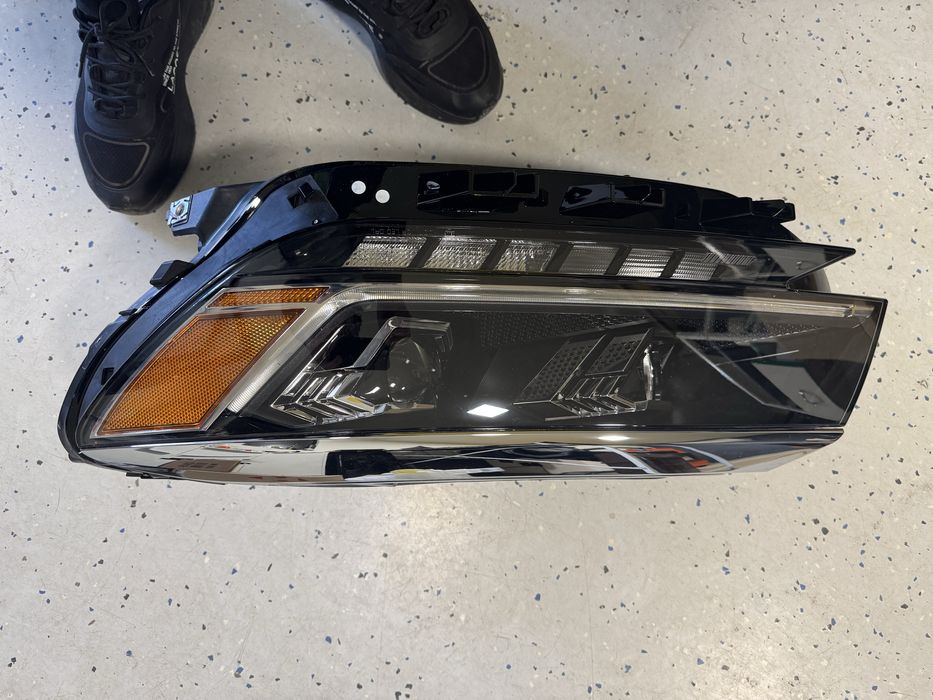 passat b7  b8  b9 фара фары   USA