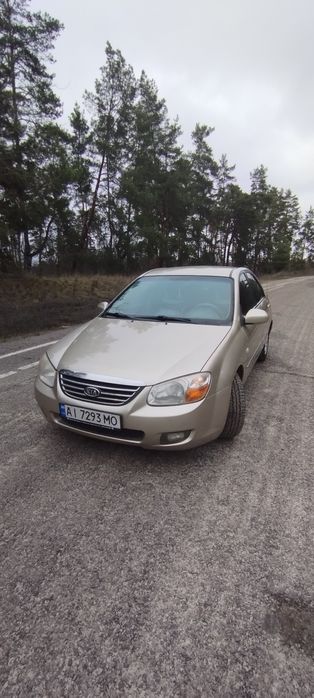 Kia cerato. Продаж