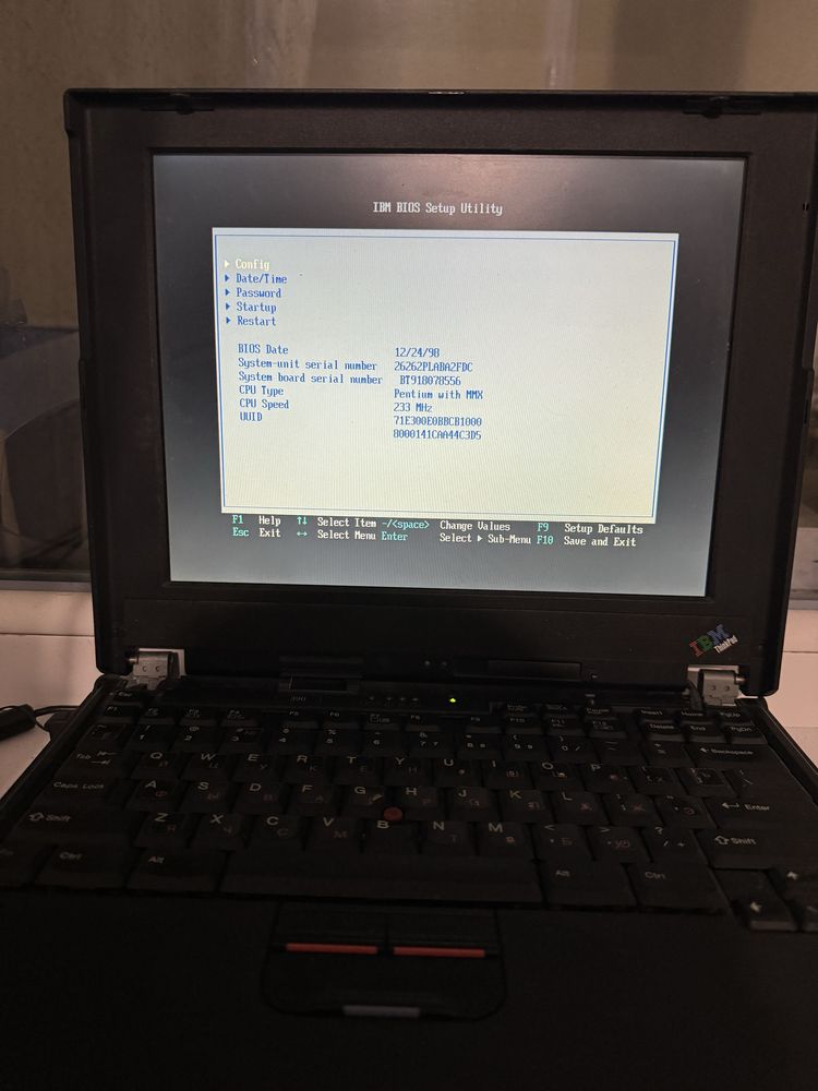 Ретро ноутбук IBM ThinkPad 390