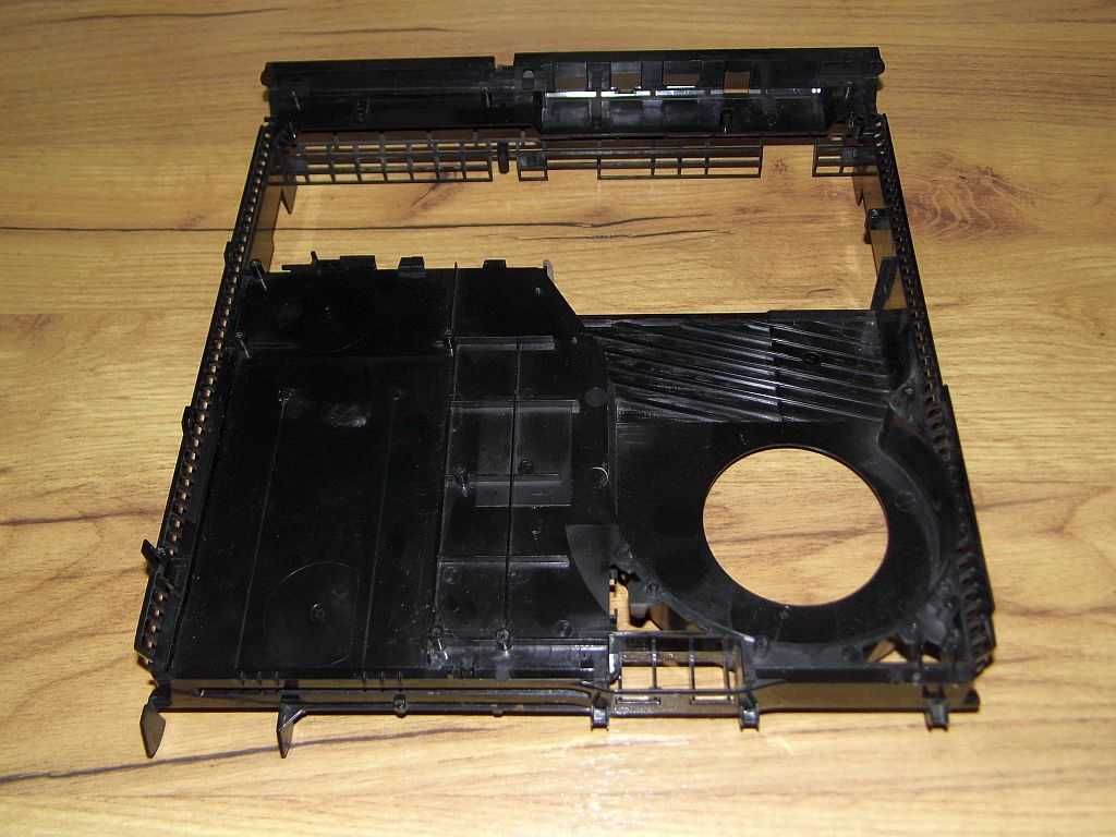 Korpus/środkowa część obudowy konsoli Sony PlayStation 4 CUH-1116