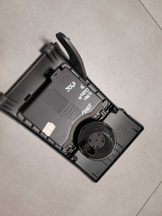 Włącznik przełącznik świateł z obudową Opel Corsa D 132.286.83 2 szt