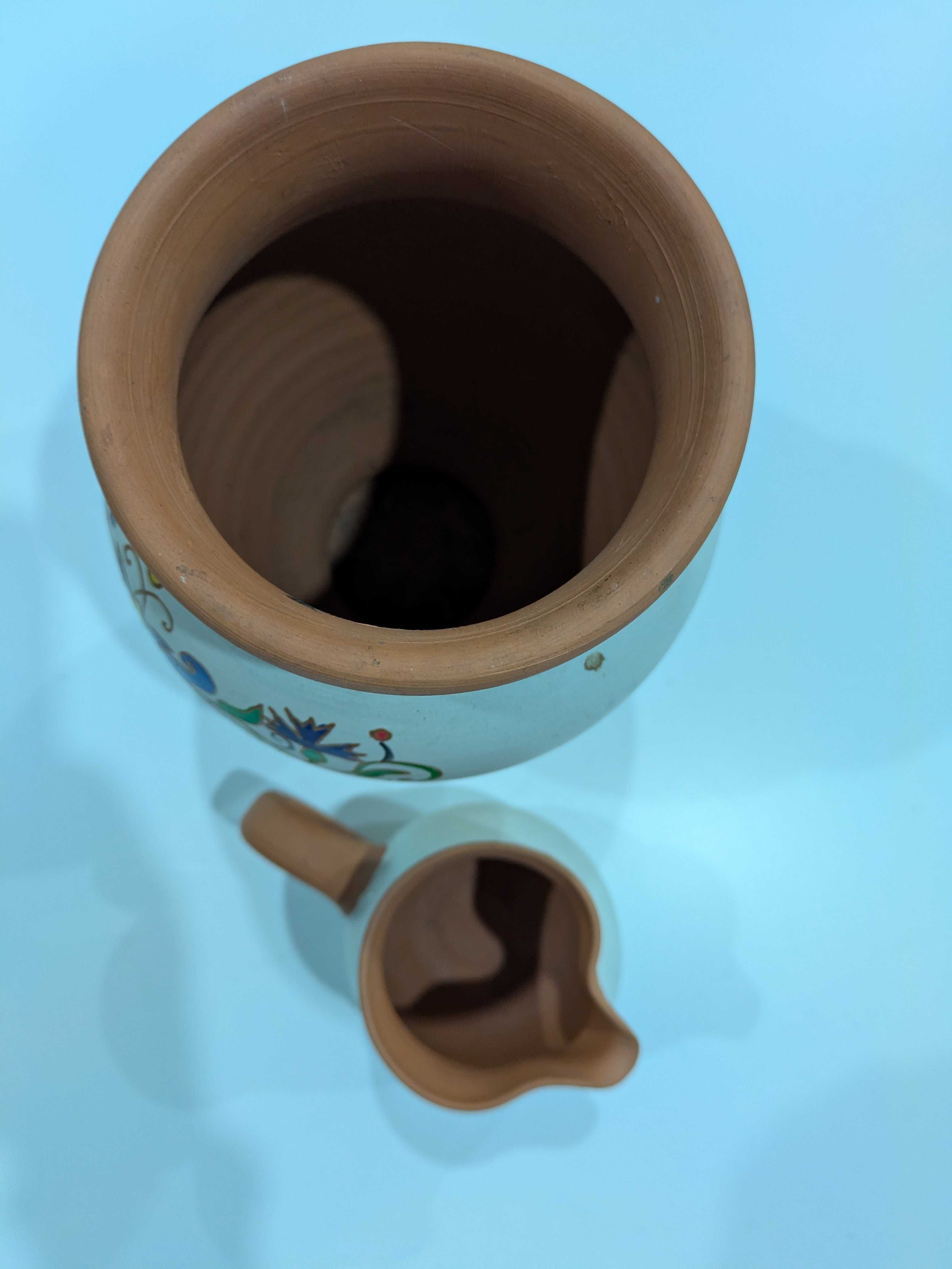 Ręcznie malowane kaszubskie dzbanki ceramiczne – komplet 2 sztuki