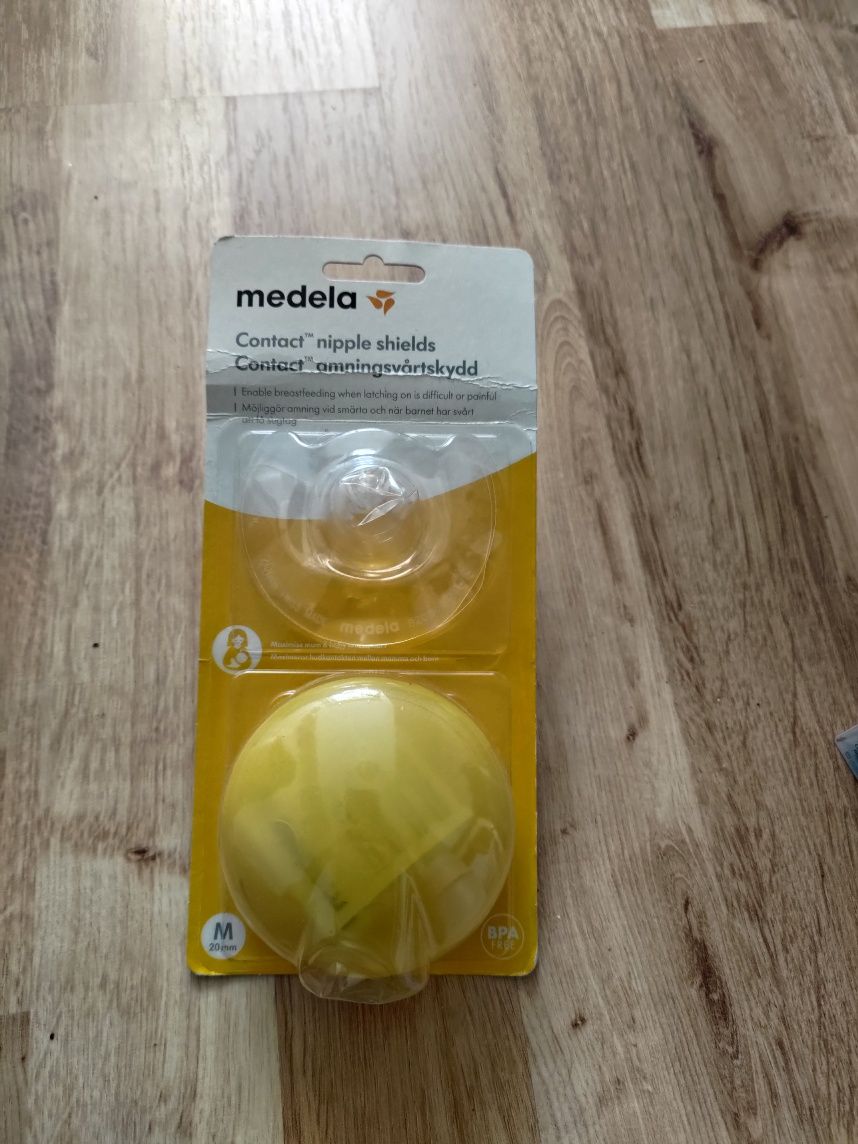 Nakładki na sutki medela,wkładki laktacyjne, podkłady i majtki poporod