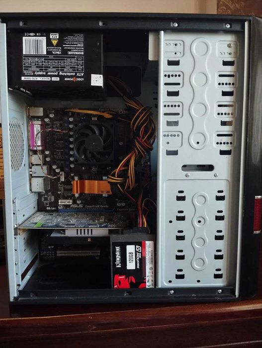 Настільний ПК AMD Athlon X4 / 6 ГБ / SSD 120 ГБ / Монітор Acer 22"