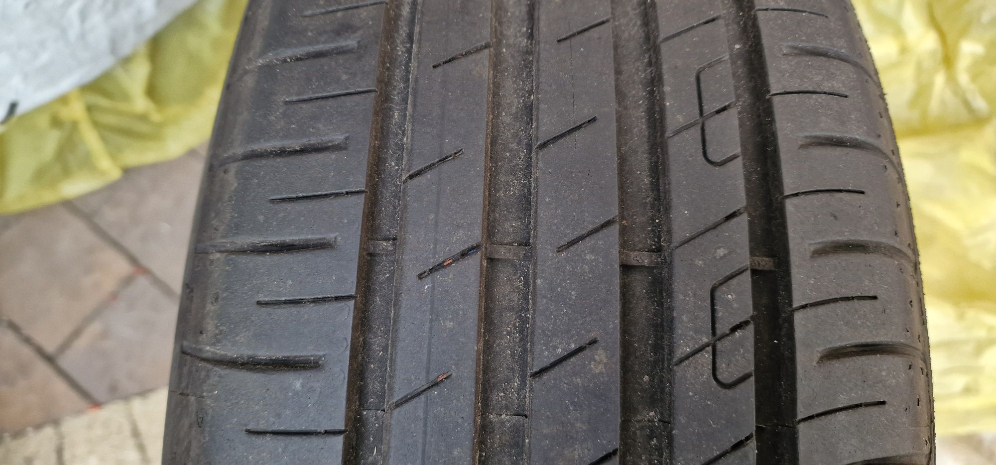 Goodyear Efficientgrip Performance 215/55/17 4szt

Czytaj więcej: htt