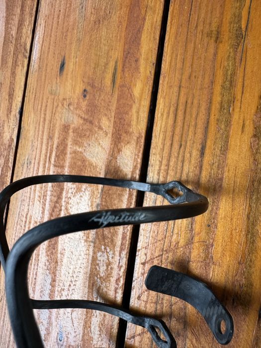 Koszyki na bidon ALPITUDE Bottle Cage Superleggero Carbon UD matte