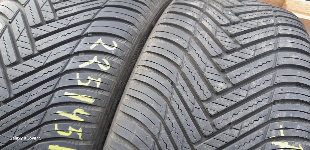 Opony Wielosezonowe 225÷45÷18÷.HANKOOK.250 zł szt.Adres-ZALESIANY 33 A