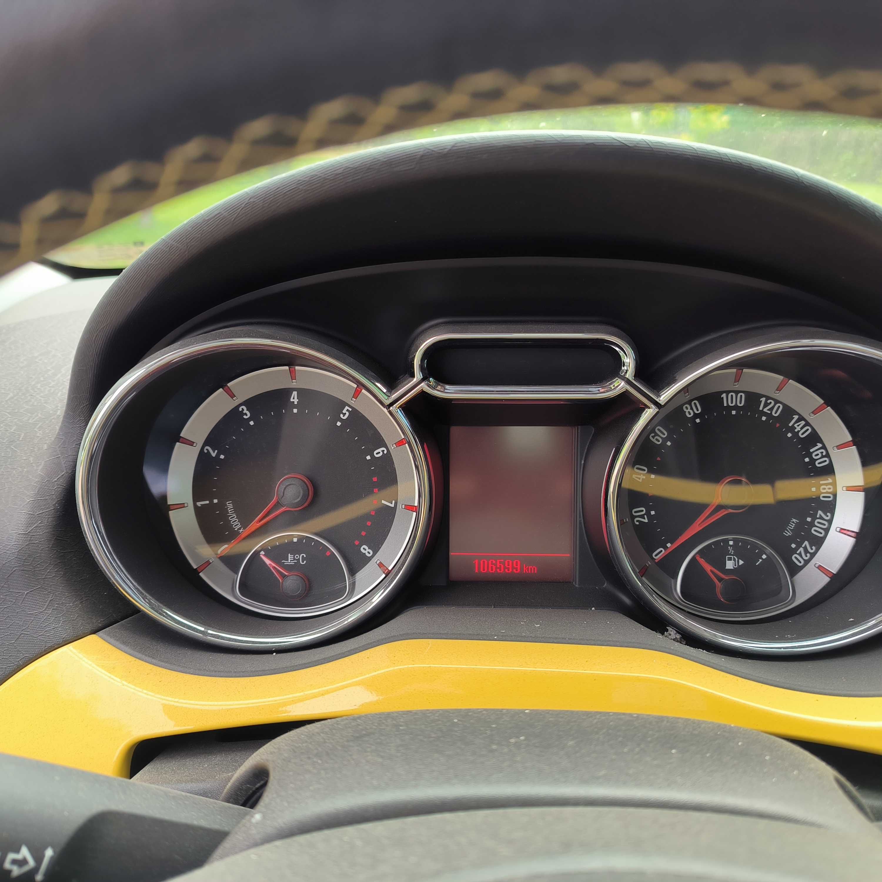 Opel Adam 1,4 2016 rok, Slam