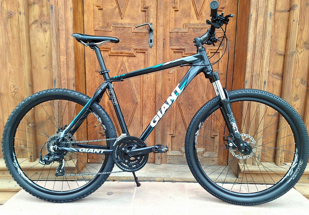 Rower górski GIANT ATX 2 disc koła 27,5" rama alu. roz L 20" męski MTB