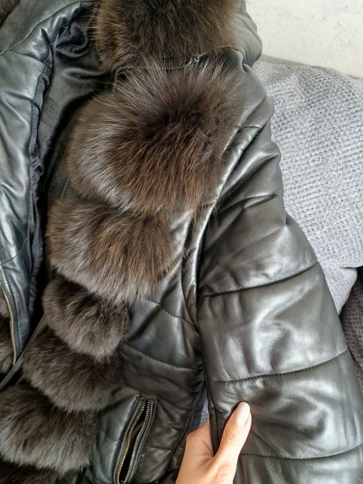 Шкіряна куртка, жилетка натуральне хутро