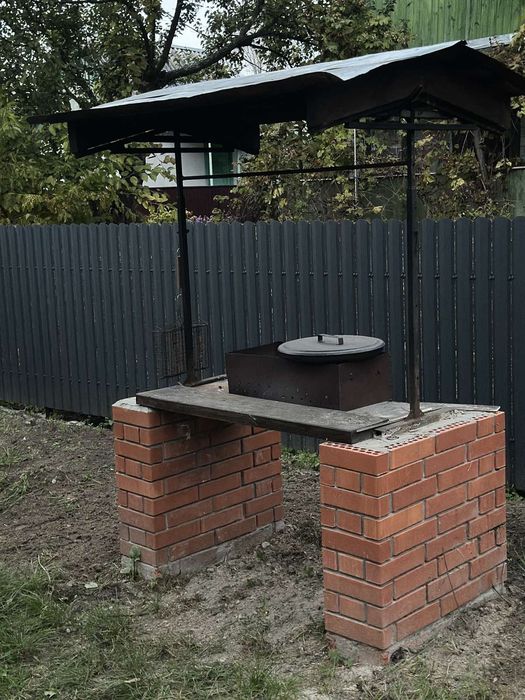 Дача для сімейного та активного відпочинку біля води