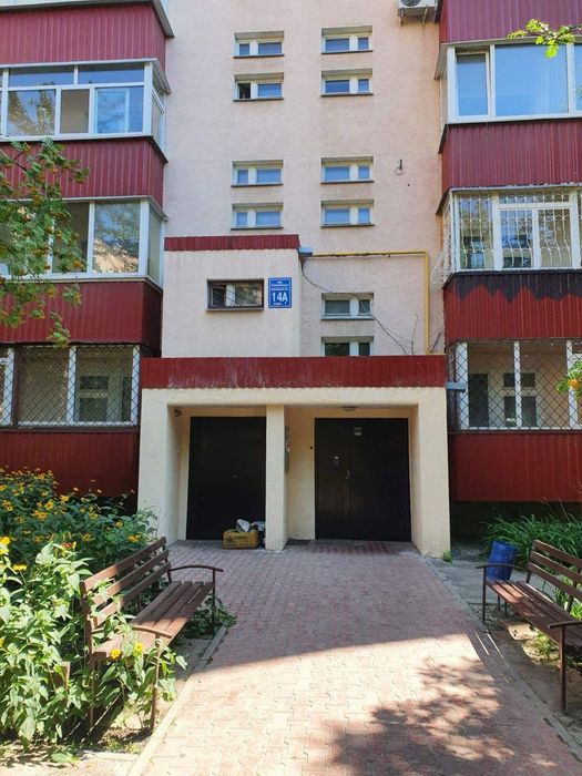 Продам 2-комнатную квартиру, район Алексеевка